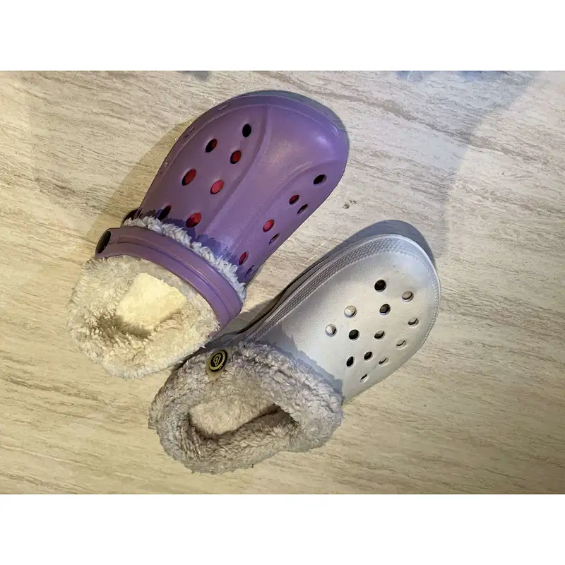 CROCS